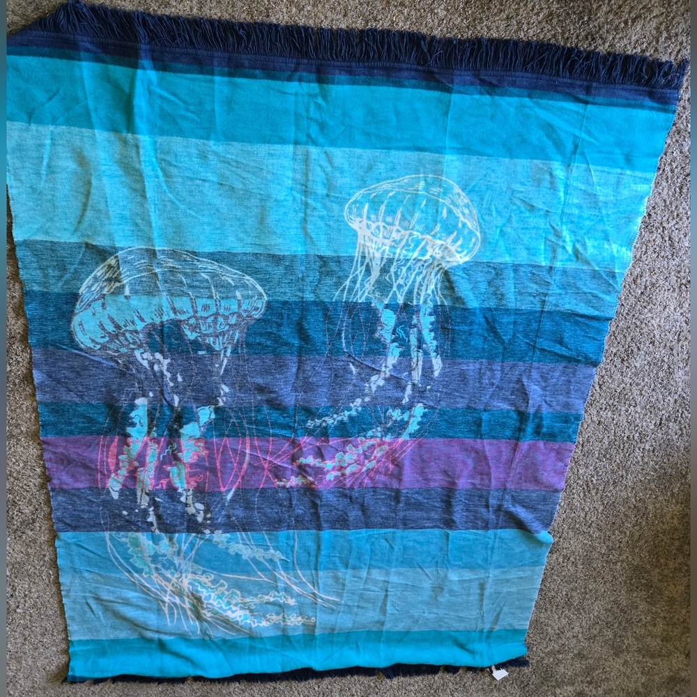 Pad Concept Cotton Blend Jellyfish Design Throw Blanket  60x78in